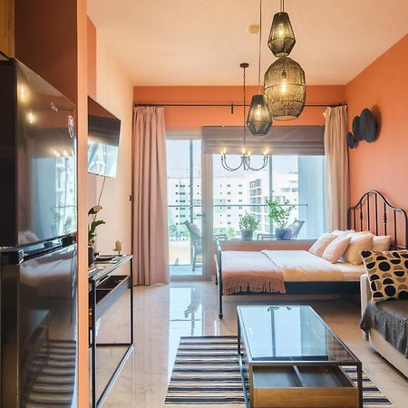 Apartament Poolside Charm Abu Zabi Zewnętrze zdjęcie